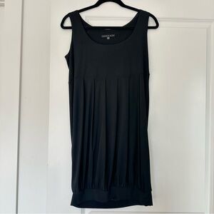 Tiana B (S) Black Bubble Hem Strapless Mini Shift Dress- LBD, Party, Y2K Vibes